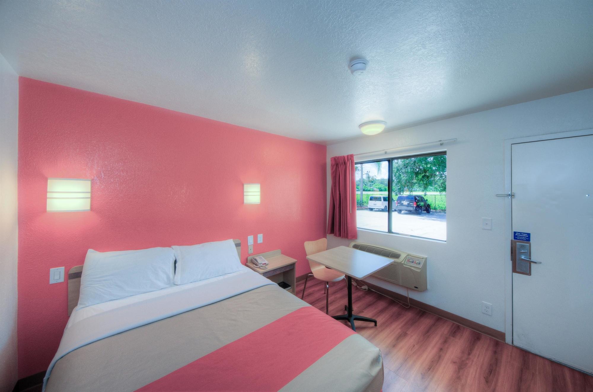 Motel 6-Bradenton, Fl Dış mekan fotoğraf