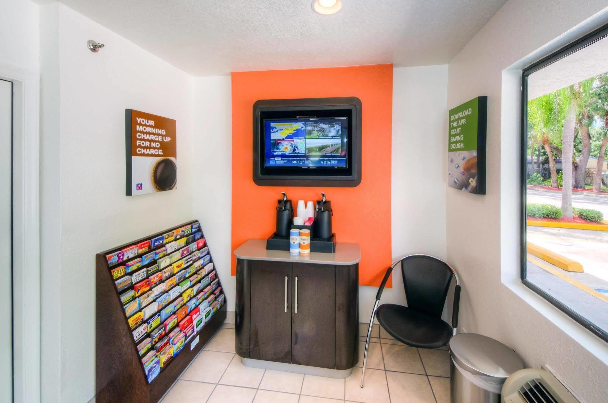 Motel 6-Bradenton, Fl Dış mekan fotoğraf